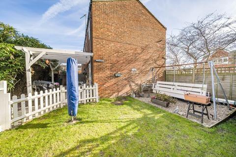 3 bedroom end of terrace house for sale, Cudworth Road, Willesborough, Ashford
