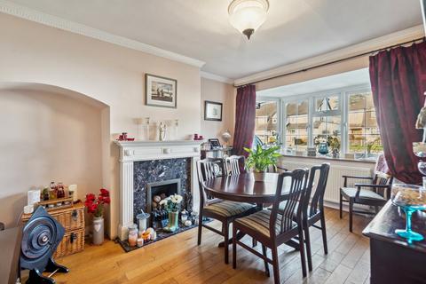 3 bedroom semi-detached house for sale, The Parkway, Iver Heath SL0