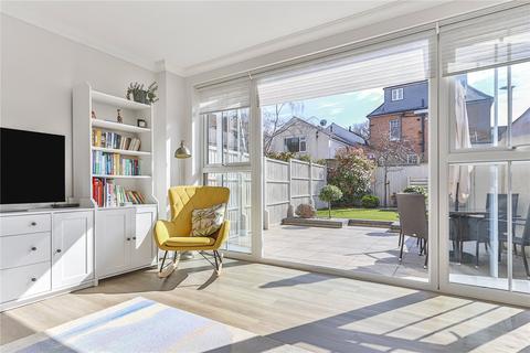 31 Chalice Close, Poole, BH14 0JS