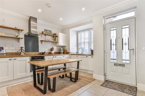 31 Chalice Close, Poole, BH14 0JS