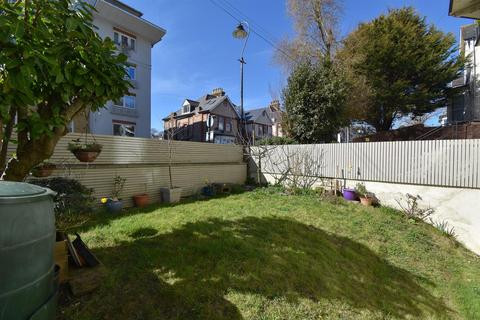 4 bedroom flat for sale, Chapel Park Road, St Leonards-On-Sea