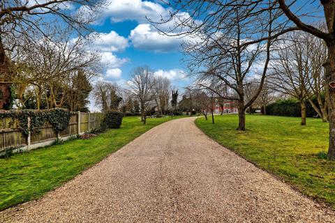 undefined, Back Road, Maldon CM9