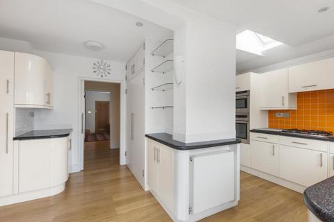 undefined, London W5