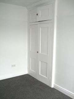 2 bedroom flat to rent, Marlborough Road, Gillingham ME7