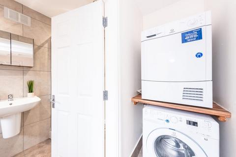 4 bedroom terraced house to rent, Gaul Street, Leicester LE3