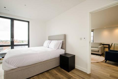 2 bedroom flat to rent, Three Colts Lane, Bethnal Green, London, E2
