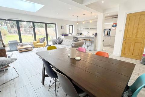 3 bedroom semi-detached house for sale, Aldridge Road, Streetly, Sutton Coldfield