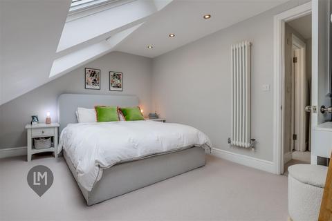 1a Treport Street, London, SW18 2BW