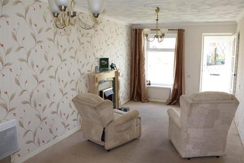 2 bedroom bungalow for sale, Twyford Close, Aldridge
