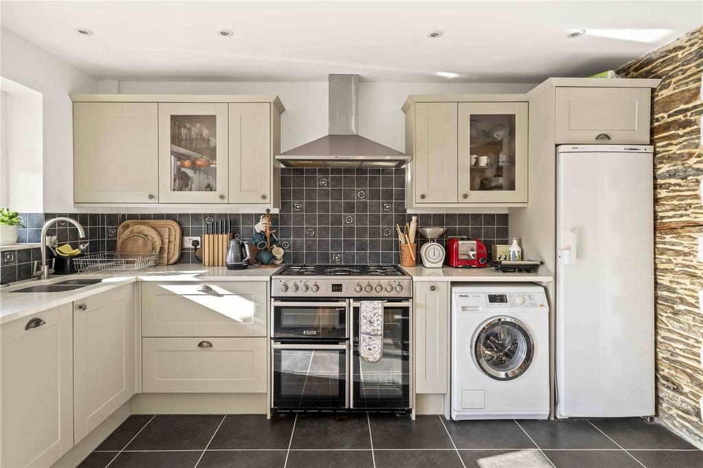 Kitchen 2