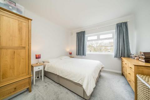 undefined, Claremont Road, Surbiton KT6