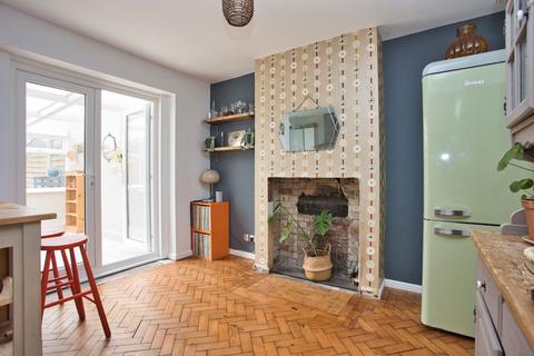 3 bedroom semi-detached house for sale, Warren Way, Folkestone, CT19