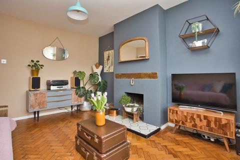 3 bedroom semi-detached house for sale, Warren Way, Folkestone, CT19