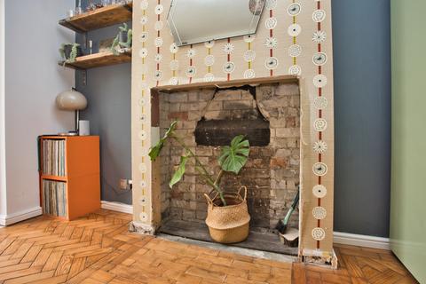 1 Warren Way, Folkestone, CT19 6DT