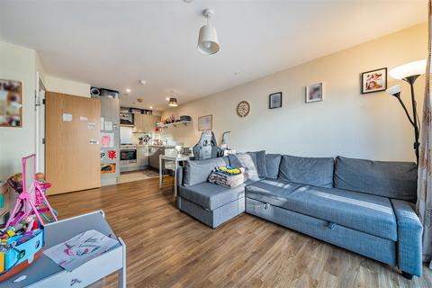 1 bedroom apartment to rent, 12 Skerne Road, Kingston Upon Thames KT2