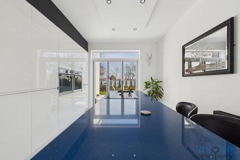 4 bedroom detached house for sale, Princes Way,  Fleetwood, FY7