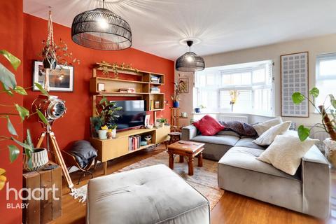 2 bedroom apartment for sale, Tay Road, Leicester