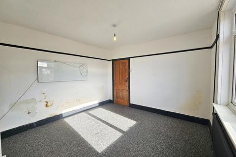 undefined, Riverside Terrace