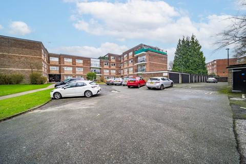 4 bedroom penthouse for sale, Sommerville Court, Park Lane, Salford