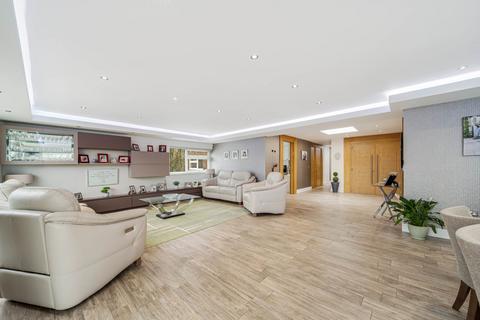 4 bedroom penthouse for sale, Sommerville Court, Park Lane, Salford