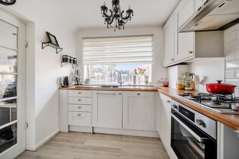 9 Maple Street, Romford, RM7 7JX