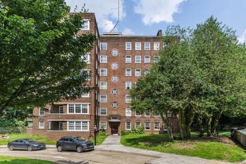 3 bedroom flat for sale, Wavell House, Hillcrest, Highgate, London, N6