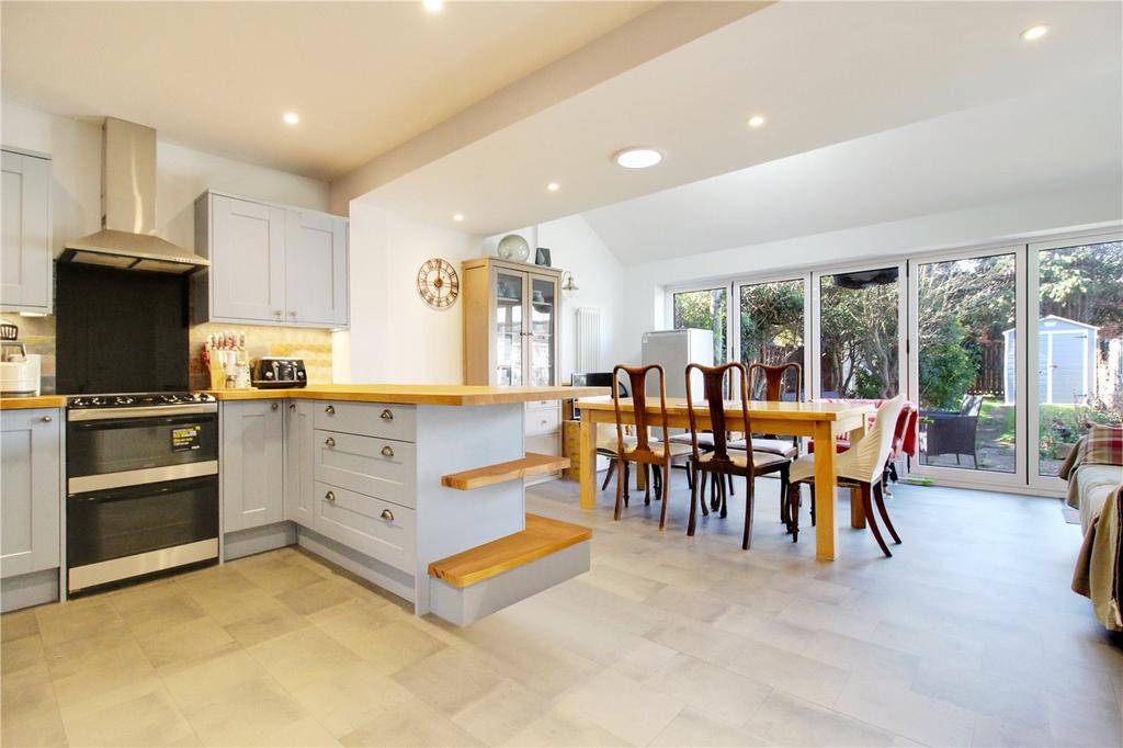 Kitchen/Diner/Family