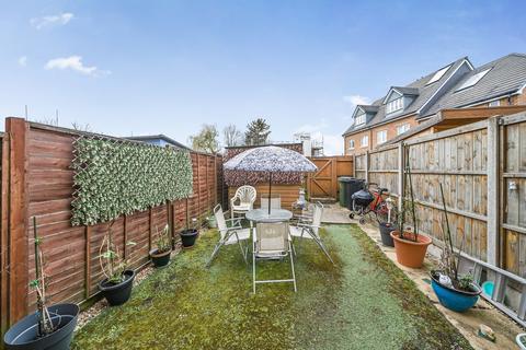 3 bedroom terraced house for sale, Alpine Close, Surrey KT19