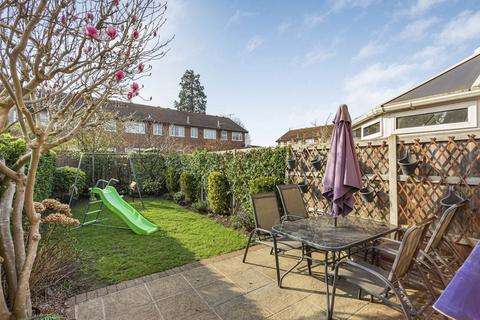 2 bedroom terraced house for sale, Finlay Gardens, Surrey KT15