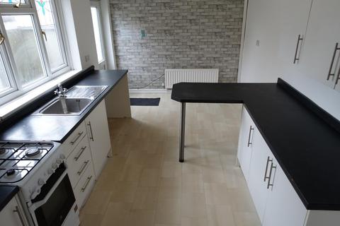 3 bedroom terraced house to rent, Egmont Road, Middlesbrough, , TS4 2HU