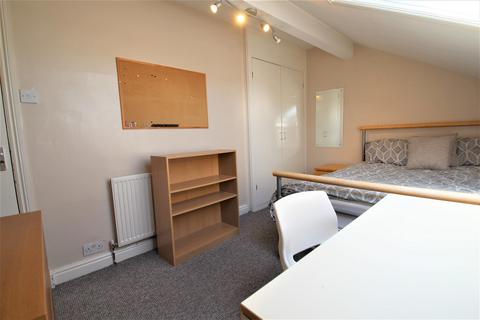 1 bedroom in a house share to rent, Langdale Terrace, Headingley, Leeds, LS6 3DY