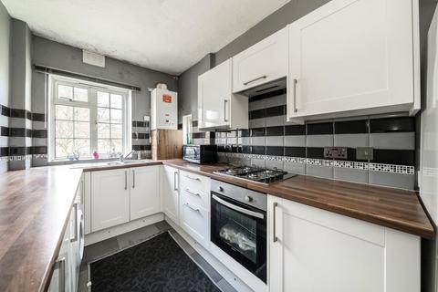 2 bedroom flat for sale, Winchfield Road, London SE26