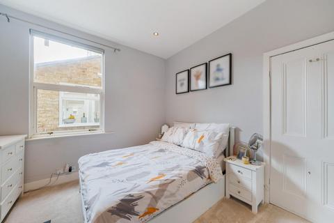 8a Ridley Road, London, SW19 1EU