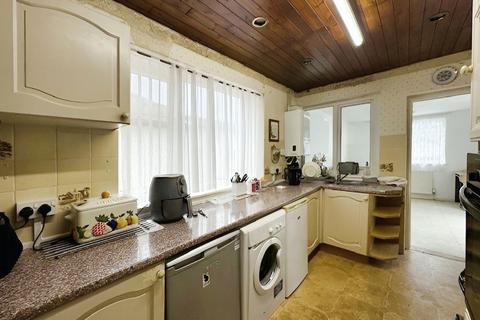 2 bedroom detached bungalow for sale, 9 St Georges Drive, Prestatyn, Denbighshire