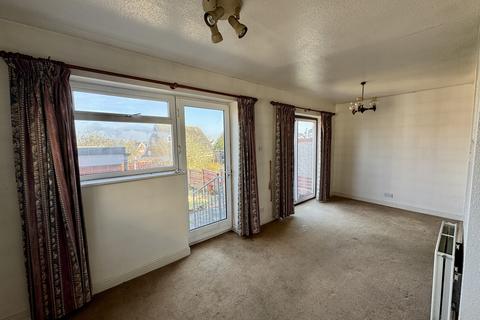 2 bedroom semi-detached bungalow for sale, Highcross Road, Poulton-le-Fylde FY6
