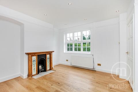 undefined, Falloden Way, London NW11
