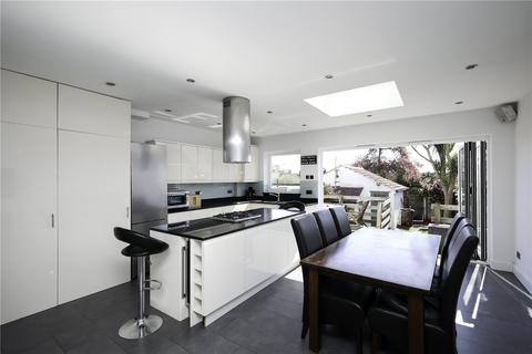 24 The Ridgeway, London, W3 8LN