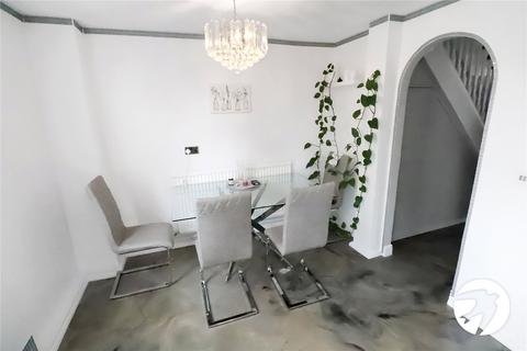 29 Parkway, Erith, DA18 4HG