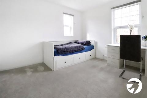 29 Parkway, Erith, DA18 4HG