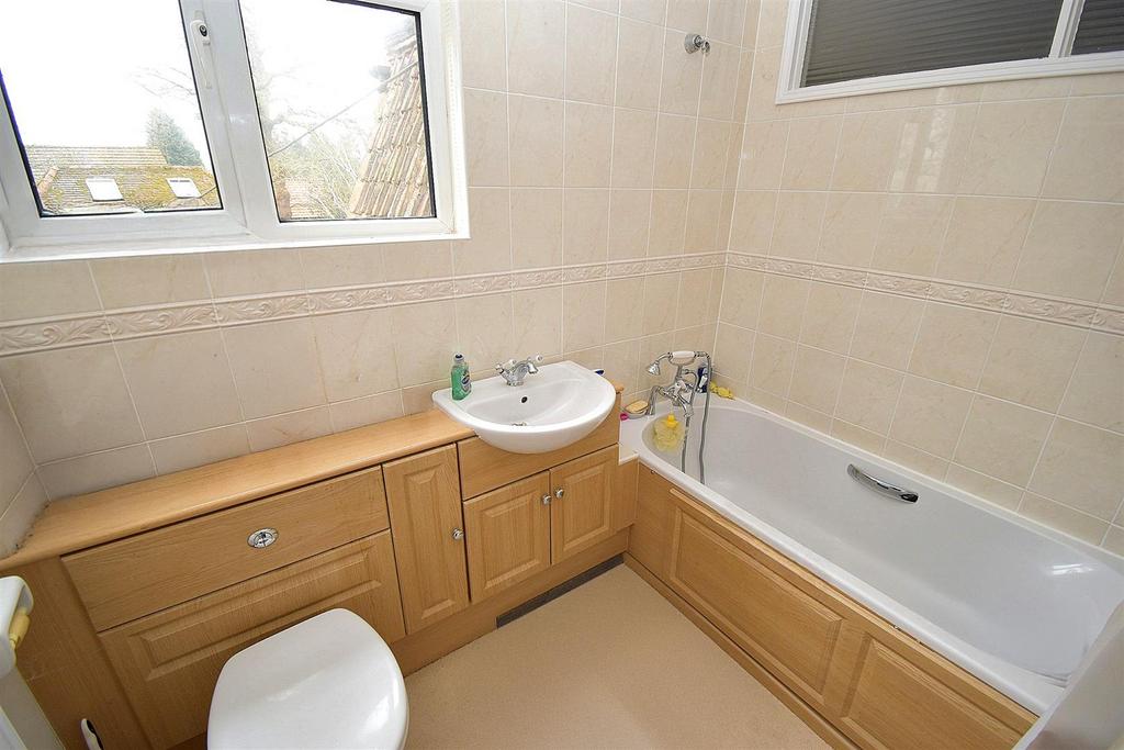 Bathroom.jpg
