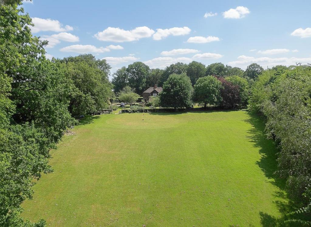 Rear Shot Distant 2..png