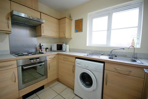 2 bedroom apartment to rent, Caesar Road, North Hykeham, Lincoln