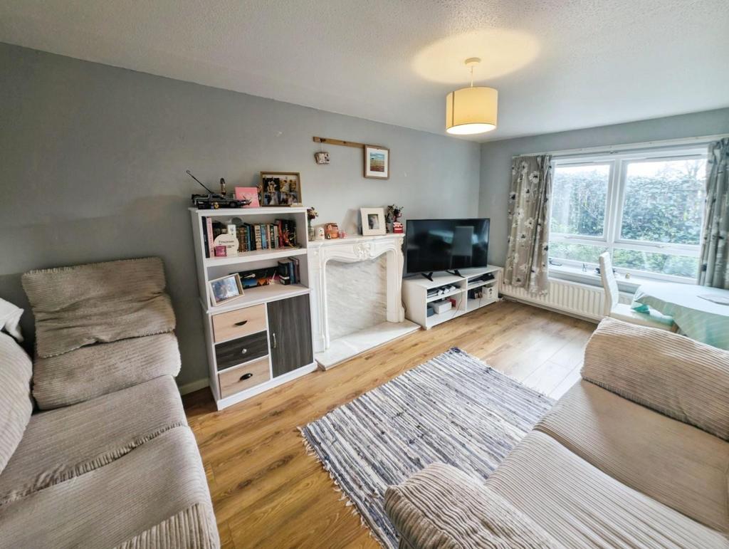 Sitting / Dining Room