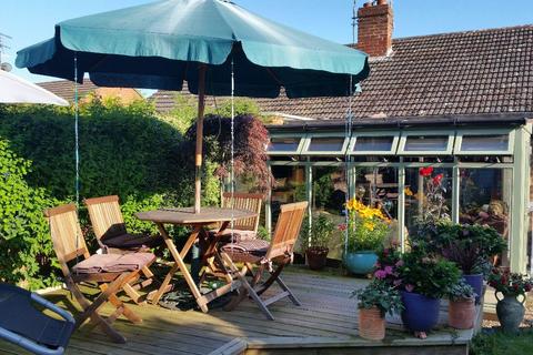64 Castlefields, Leominster, HR6 8BG