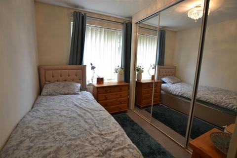64 Castlefields, Leominster, HR6 8BG
