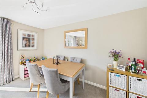4 bedroom semi-detached house for sale, Lyons Court, Newquay TR7