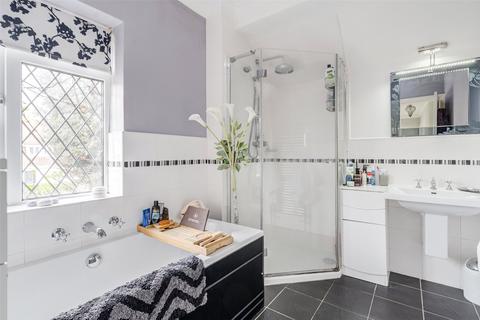 12 Second Avenue, Worthing, BN14 9NX