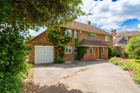 12 Second Avenue, Worthing, BN14 9NX