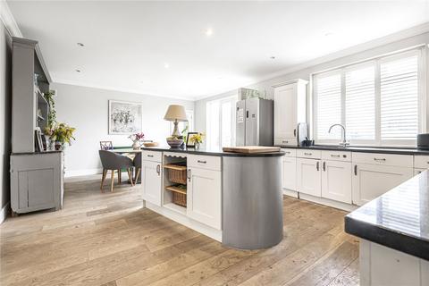 26 Parkgate Crescent, Barnet, EN4 0NP