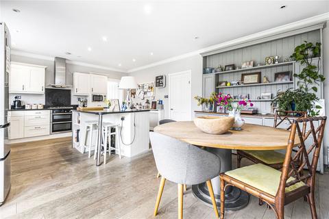26 Parkgate Crescent, Barnet, EN4 0NP